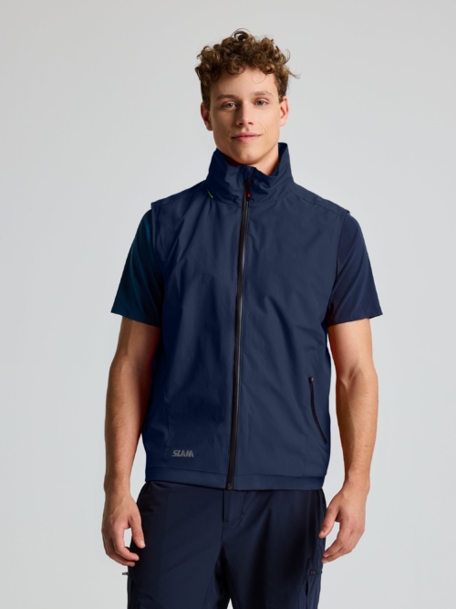 2412 SMANICATO- Crew Vest